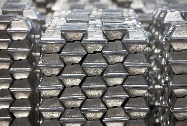 Aluminium ingots